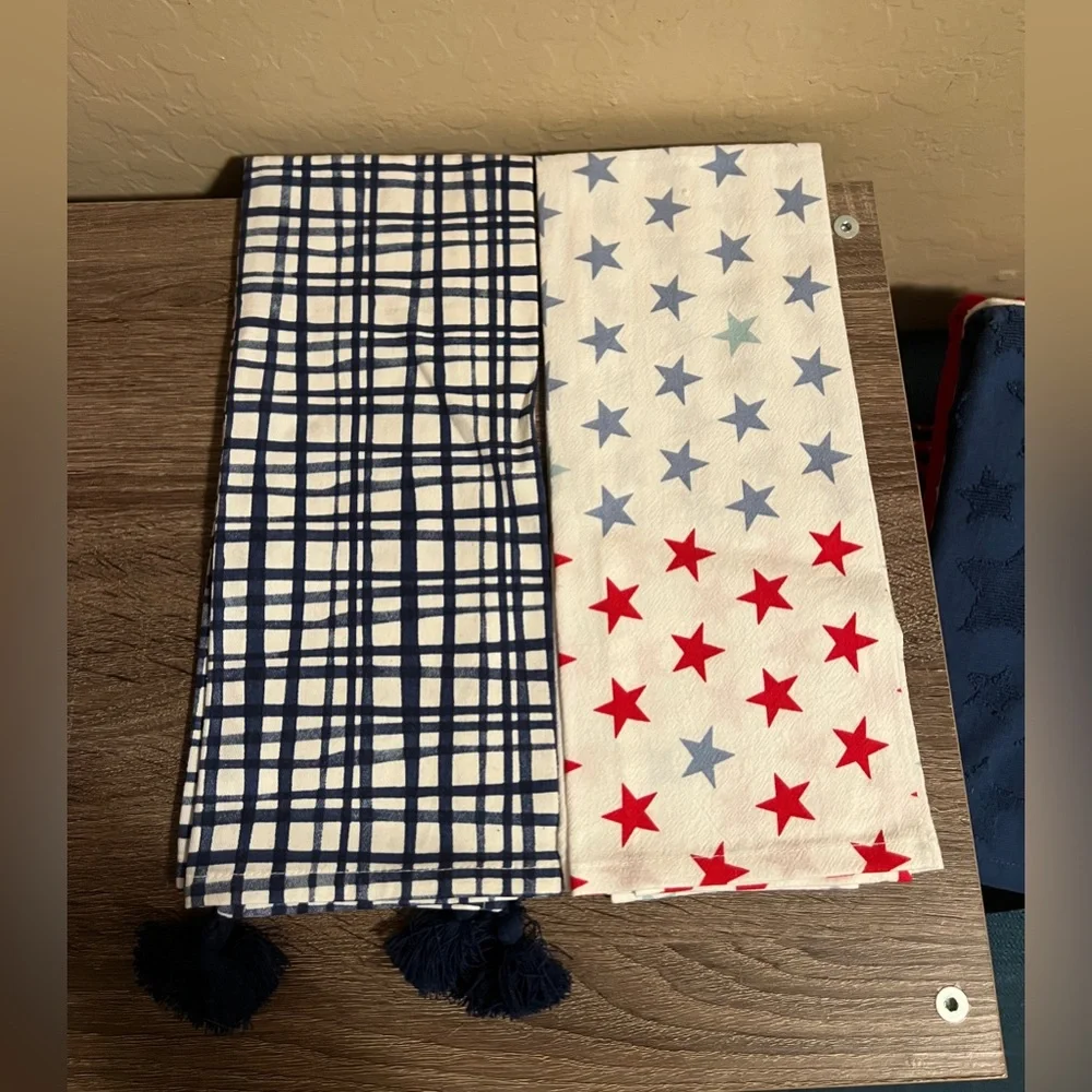 Target Bullseye Happy Fourth of July Kitchen Dish Towels Red White Blue NWOT